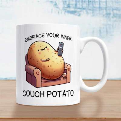 Cana personalizata cu mesaj pentru "couch potato", ideala pentru relaxare si iubitorii de leneveala.