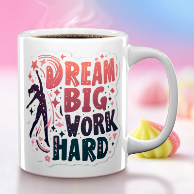 Cana personalizata cu mesajul "Dream Big, Work Hard"